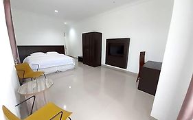 Aries Biru Hotel And Villa